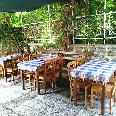 Hotell Sirin 3*